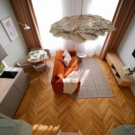 Luxemi Apartments I City Center Premium Studio プラハ エクステリア 写真