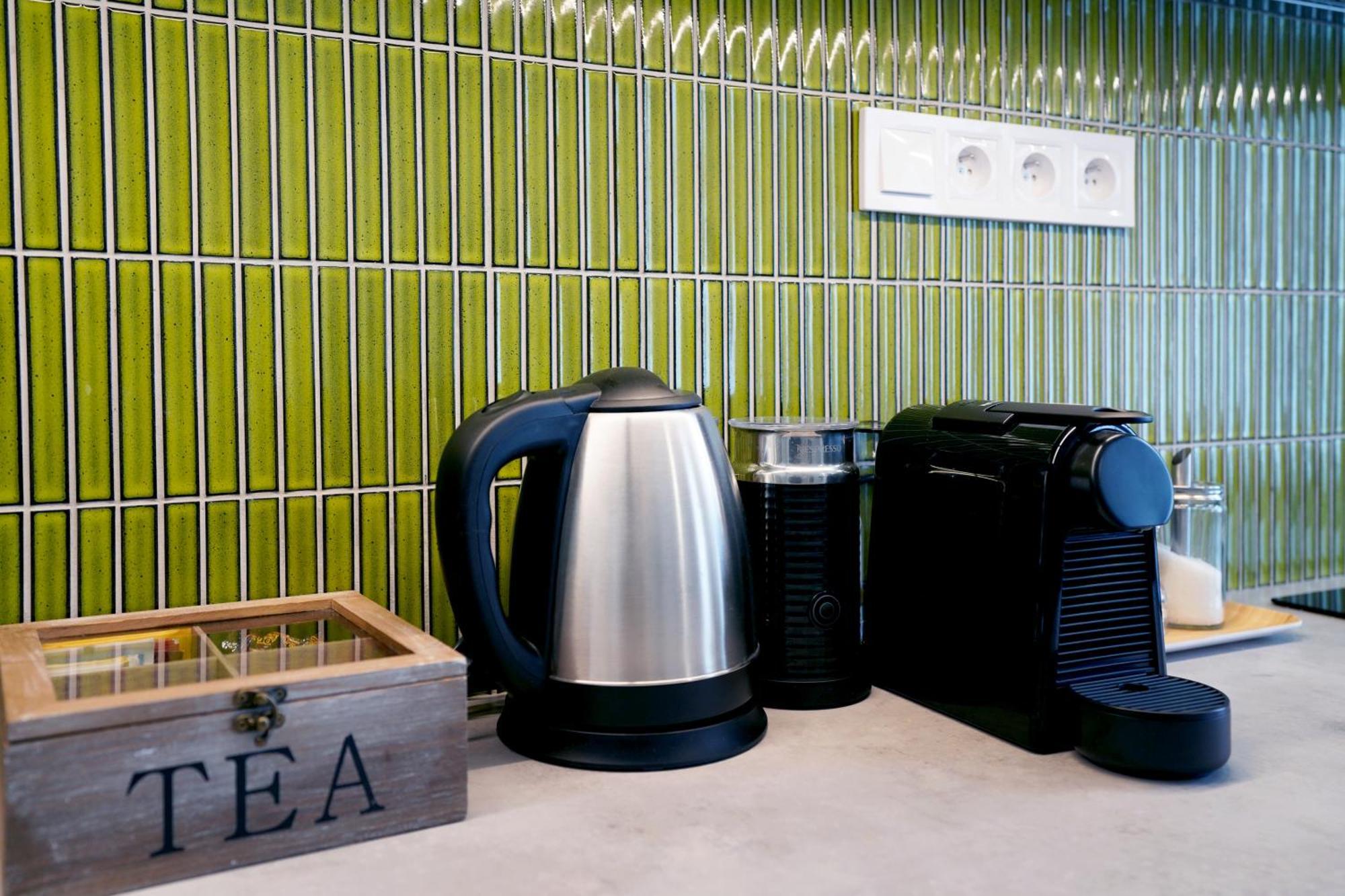 Luxemi Apartments I City Center Premium Studio プラハ エクステリア 写真