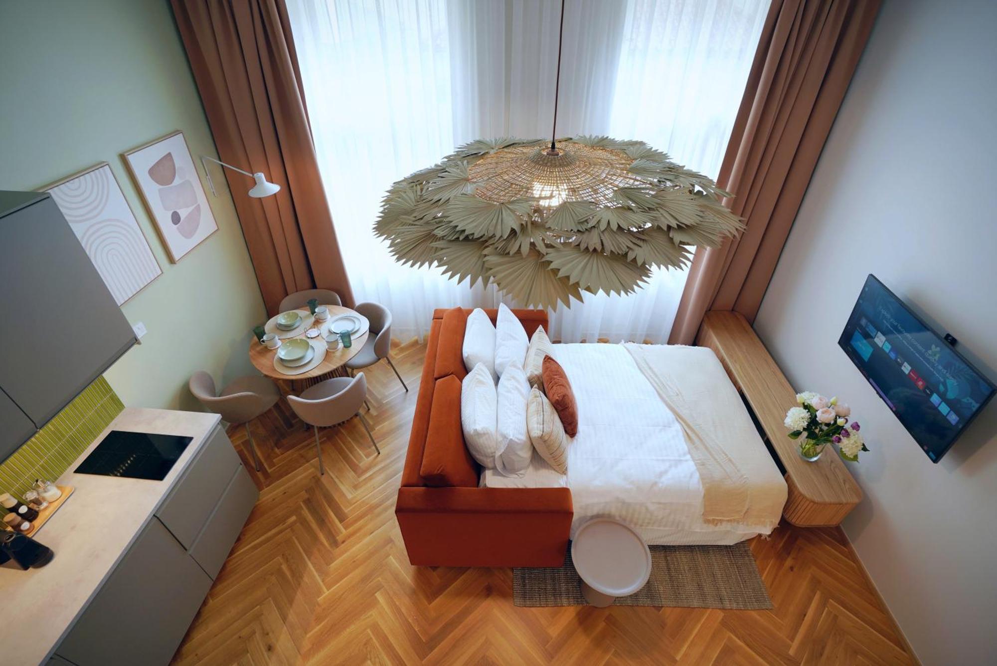 Luxemi Apartments I City Center Premium Studio プラハ エクステリア 写真