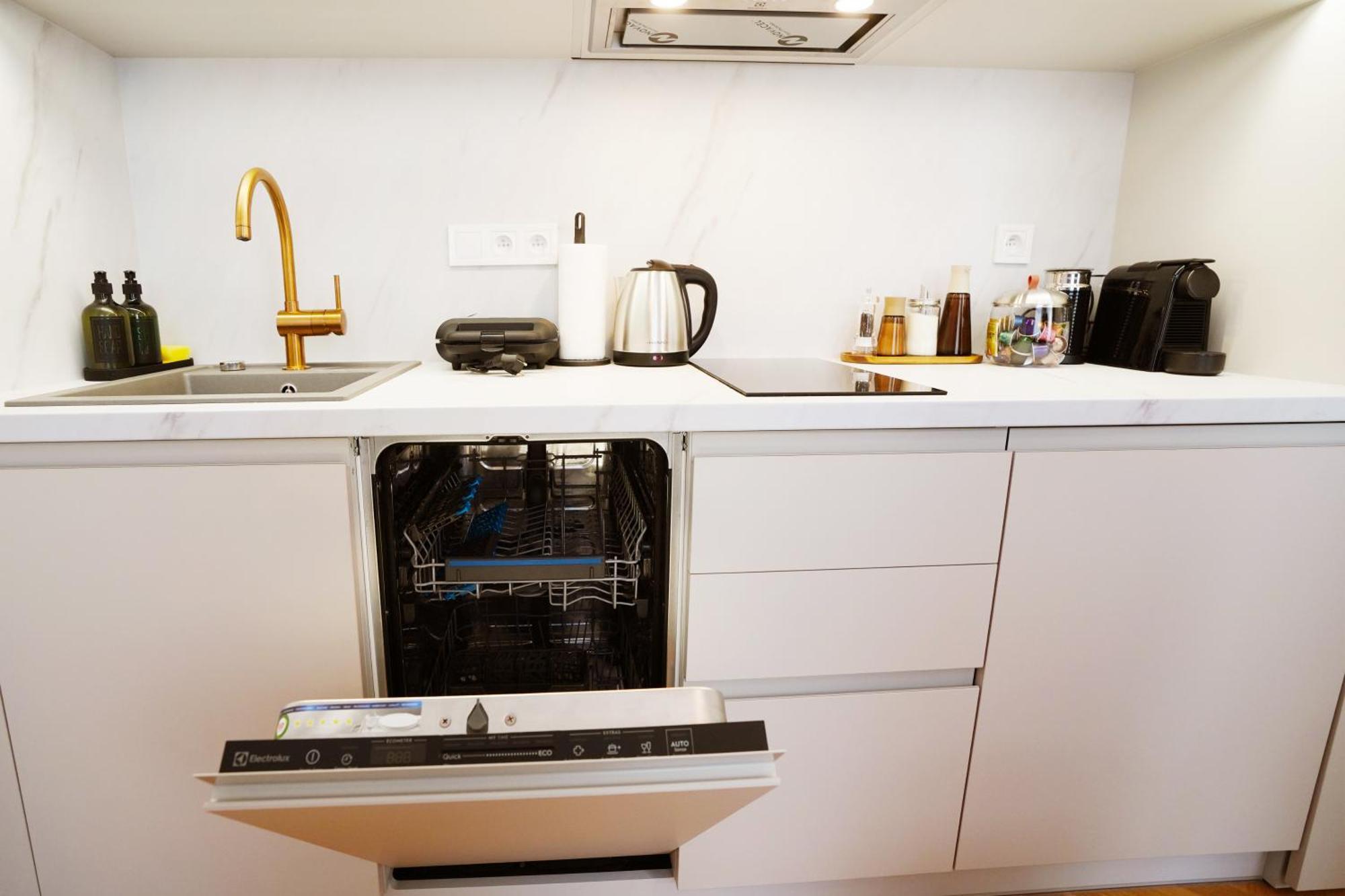 Luxemi Apartments I City Center Premium Studio プラハ エクステリア 写真